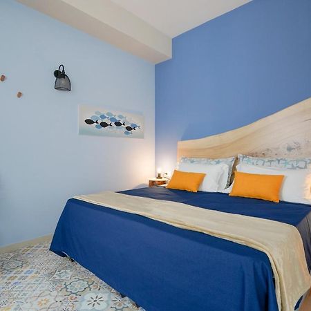 Mediterranea Apartment- Central Station - Free Wifi&Netflix Bari Dış mekan fotoğraf