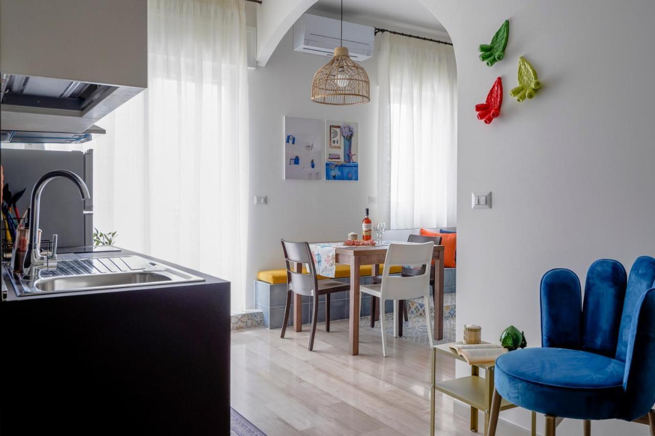 Mediterranea Apartment- Central Station - Free Wifi&Netflix Bari Dış mekan fotoğraf