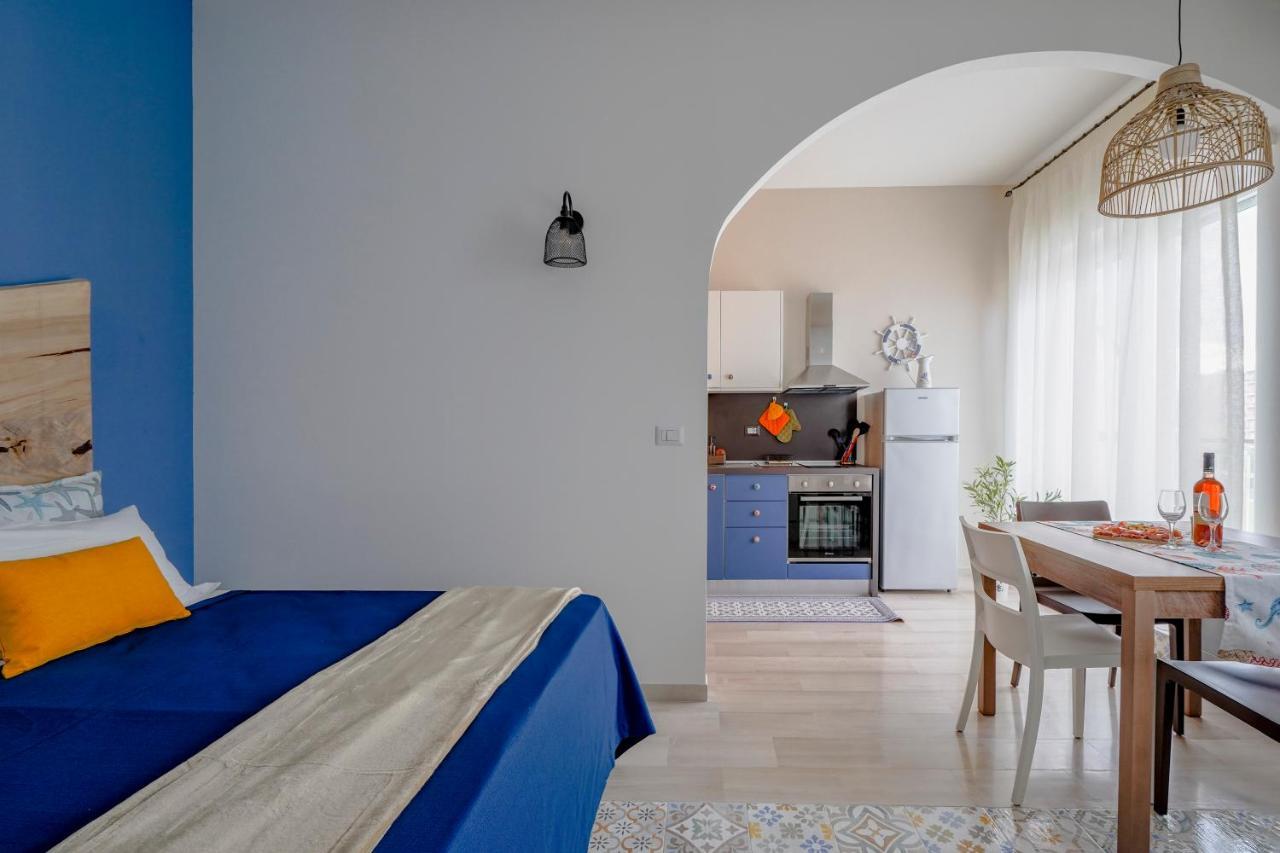 Mediterranea Apartment- Central Station - Free Wifi&Netflix Bari Dış mekan fotoğraf