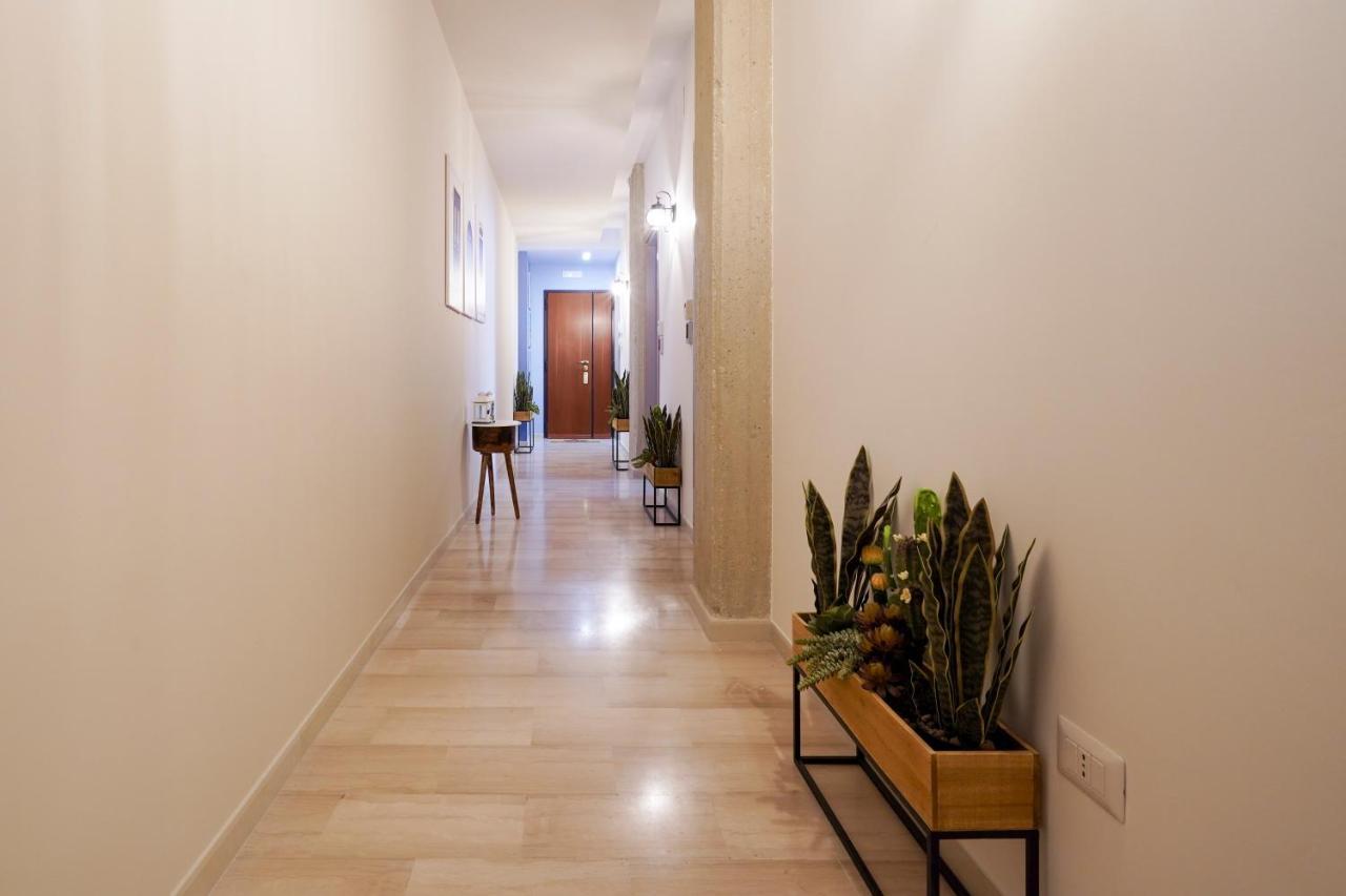 Mediterranea Apartment- Central Station - Free Wifi&Netflix Bari Oda fotoğraf