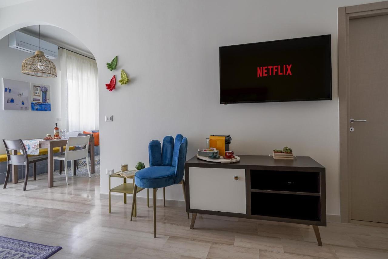 Mediterranea Apartment- Central Station - Free Wifi&Netflix Bari Dış mekan fotoğraf