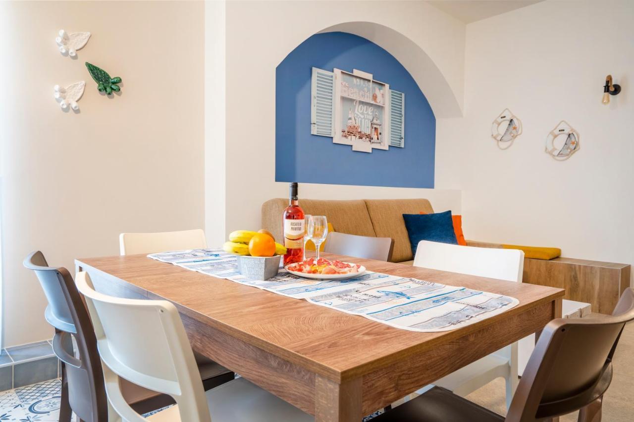 Mediterranea Apartment- Central Station - Free Wifi&Netflix Bari Dış mekan fotoğraf
